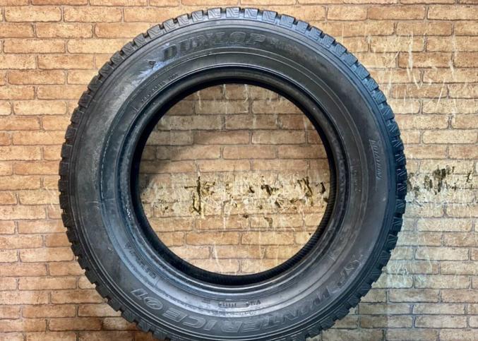 Dunlop SP Winter Ice 01 265/60 R18