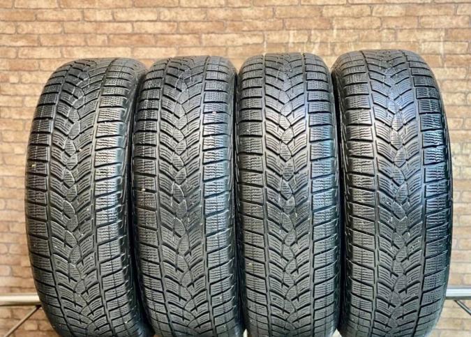 Goodyear UltraGrip Performance SUV Gen-1 215/65 R17