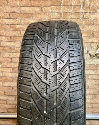 Tigar Winter 225/45 R17