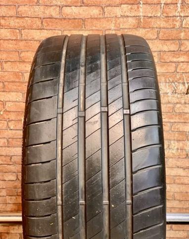 Bridgestone Turanza T005 235/35 R19