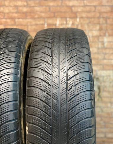 Bridgestone Blizzak LM-001 225/60 R18