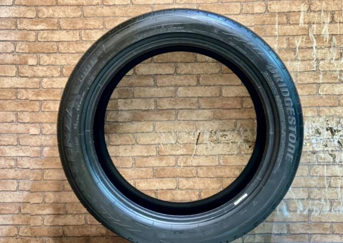 Bridgestone Potenza S001 275/40 R19