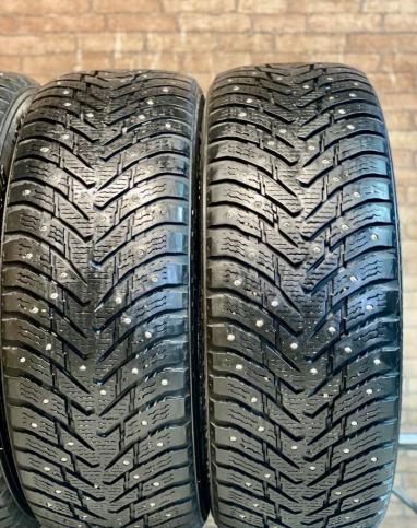 Nokian Tyres Hakkapeliitta 8 SUV 225/60 R17