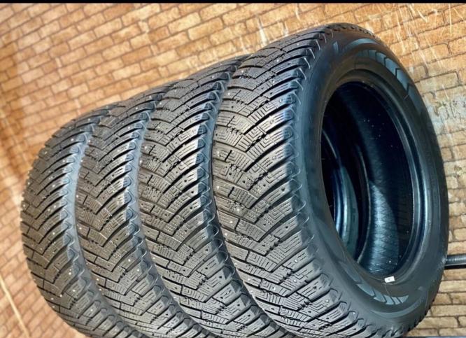 Goodyear Ultragrip Ice Arctic 225/65 R17