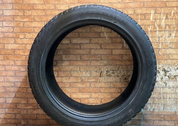 Nokian Tyres Hakkapeliitta 9 SUV 285/40 R21