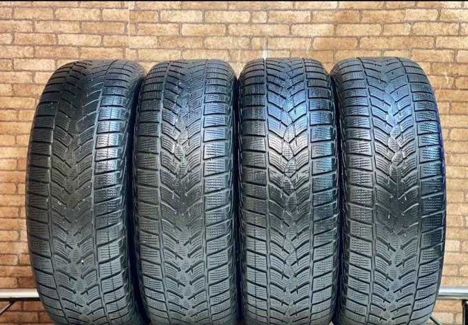 Goodyear UltraGrip Performance SUV Gen-1 225/65 R17