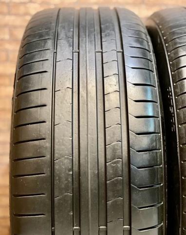 Pirelli P Zero PZ4 245/50 R19