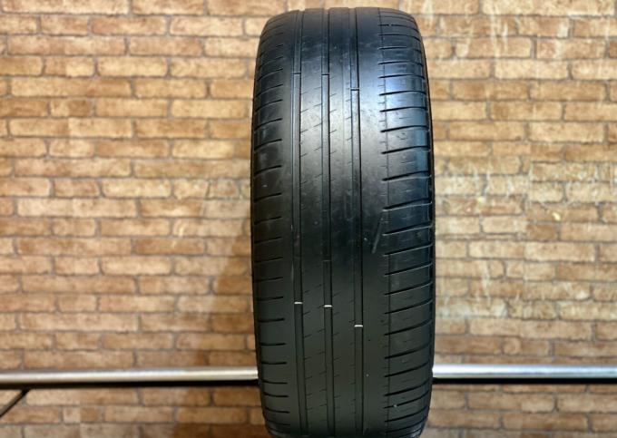 Michelin Pilot Sport 3 235/45 R18