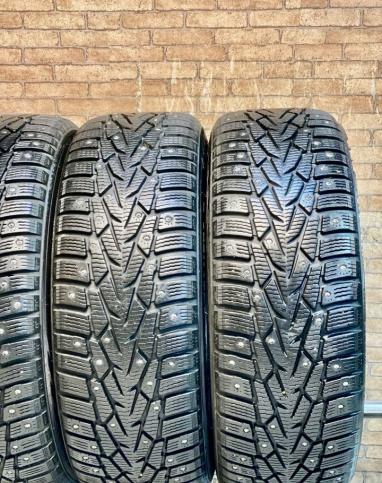 Nokian Tyres Hakkapeliitta 7 SUV 215/65 R16