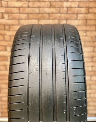 Pirelli P Zero PZ4 275/35 R20