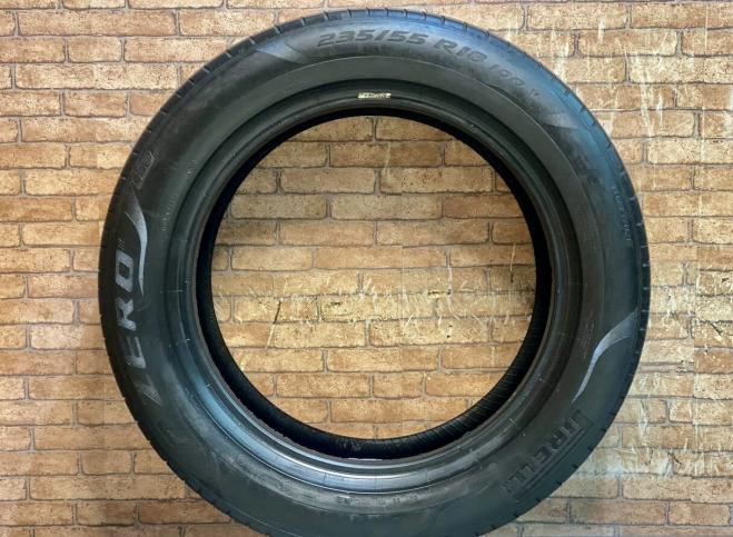 Pirelli P Zero PZ4 235/55 R18