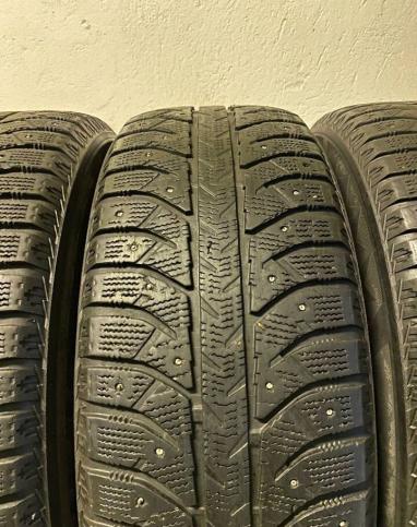 Bridgestone Ice Cruiser 7000 235/65 R17