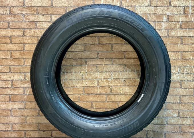 Bridgestone Blizzak LM-32 205/60 R16