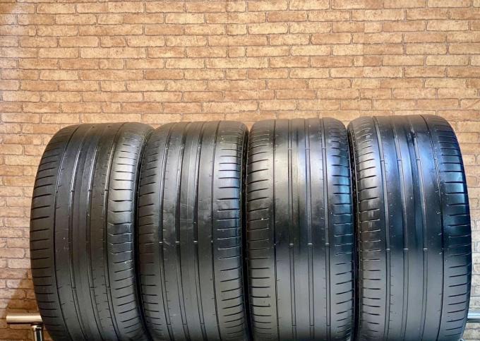 Pirelli P Zero PZ4 275/35 R20