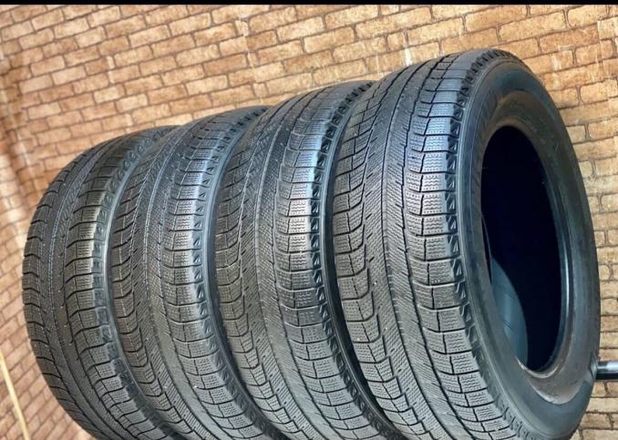 Michelin X-Ice XI2 235/65 R17