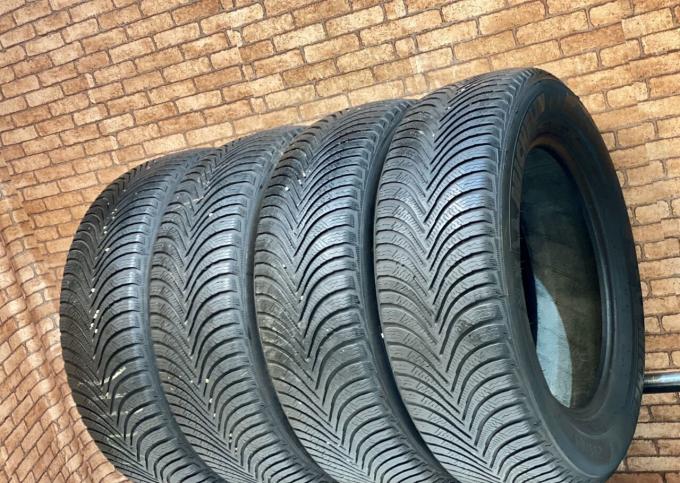 Michelin Alpin A5 215/65 R17