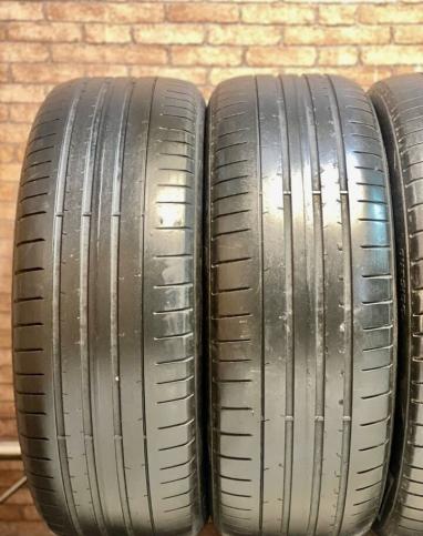 Pirelli P Zero PZ4 235/55 R18