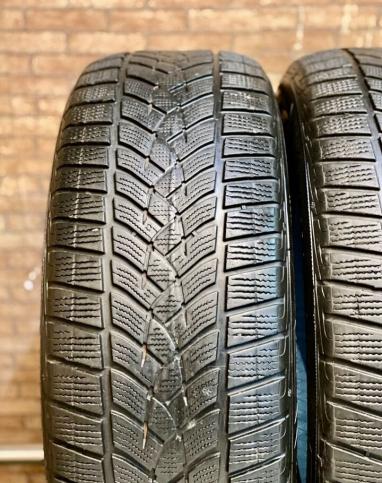 Goodyear UltraGrip Performance Gen-1 235/55 R19