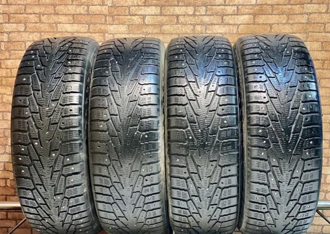 Nokian Tyres Hakkapeliitta 7 SUV 235/65 R17