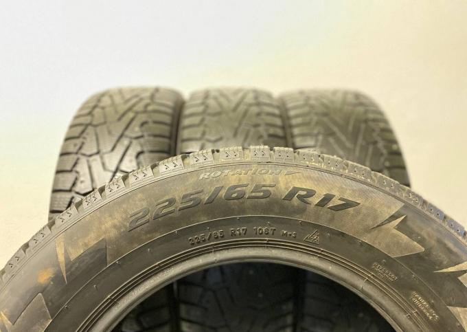 Pirelli Winter Ice Zero 225/65 R17