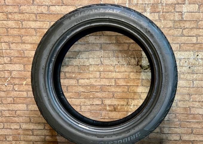 Bridgestone Turanza T001 225/45 R17