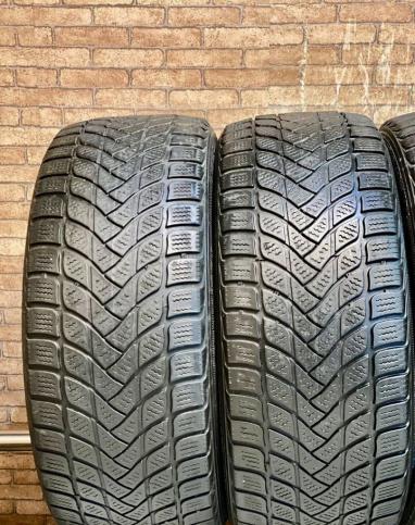 Delinte Winter WD6 215/50 R17