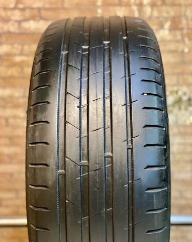 Nokian Tyres Hakka Black 2 235/55 R17