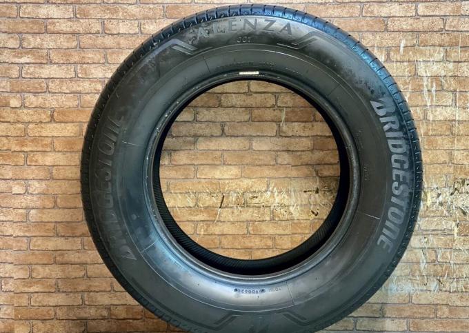 Bridgestone Alenza 001 285/60 R18