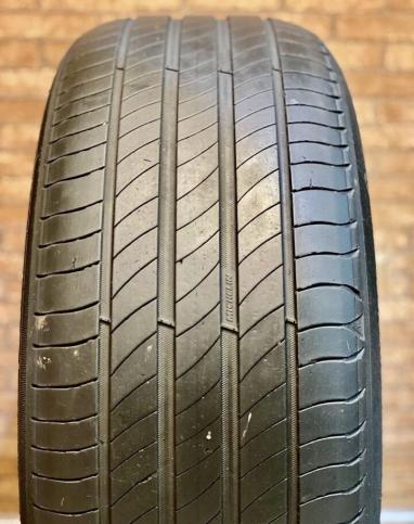 Michelin Primacy 4 235/50 R19