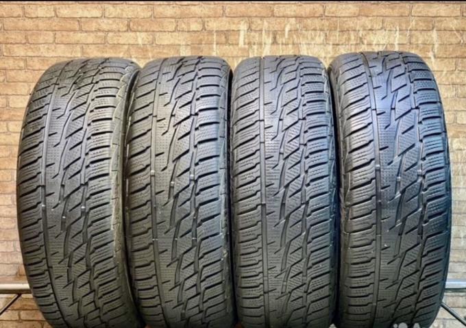 Matador MP 50 Sibir Ice 2 215/60 R17