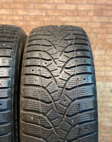 Bridgestone Blizzak Spike-02 SUV 285/60 R18