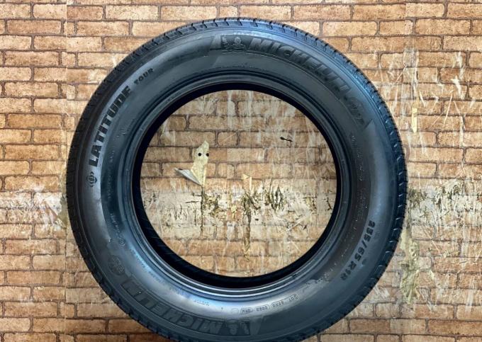 Michelin Latitude Tour HP 235/65 R18