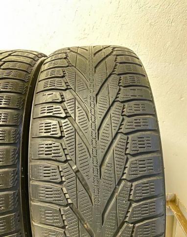 Nokian Tyres Hakkapeliitta R2 SUV 235/60 R17