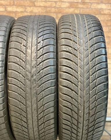 Bridgestone Blizzak LM-001 215/65 R17