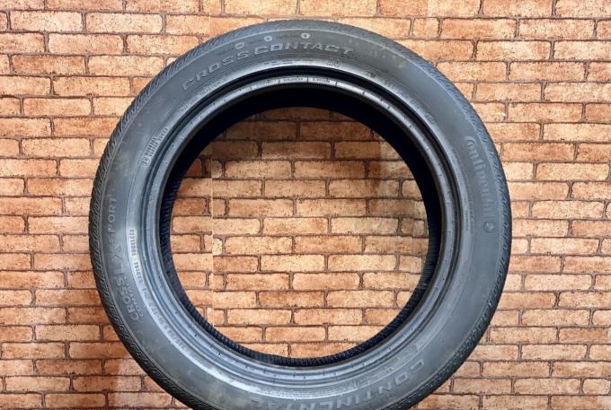 Continental ContiCrossContact LX Sport 235/50 R18