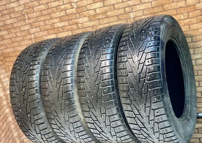 Nokian Tyres Hakkapeliitta 7 235/65 R17