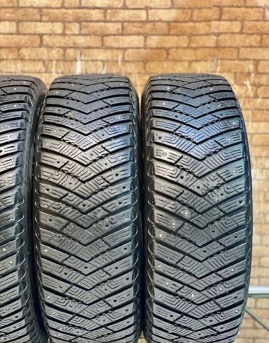 Goodyear Ultragrip Ice Arctic 225/65 R17