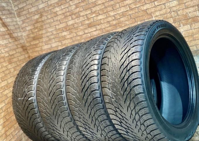 Nokian Tyres Hakkapeliitta R3 SUV 275/45 R20