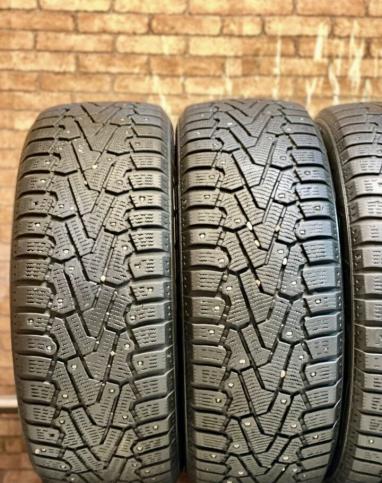 Pirelli Ice Zero 205/55 R16