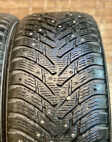 Nokian Tyres Hakkapeliitta 8 SUV 255/50 R19