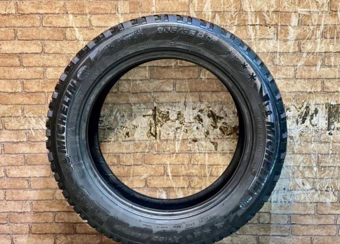 Michelin X-Ice North 3 205/55 R16