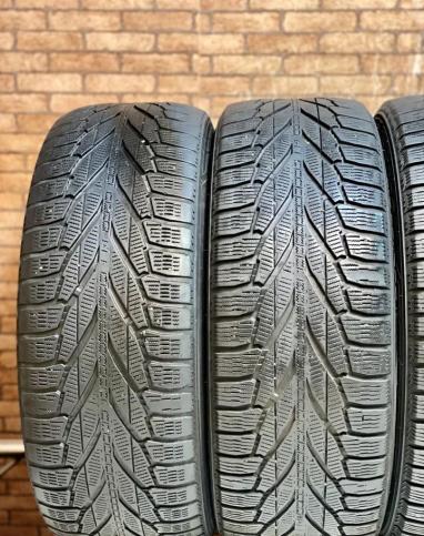 Nokian Tyres Hakkapeliitta R2 225/60 R17