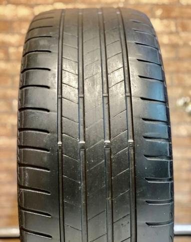 Bridgestone Turanza T005 215/45 R17