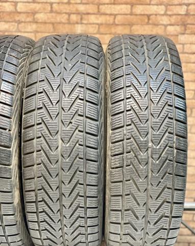 Vredestein Wintrac 4 Xtreme 225/65 R17