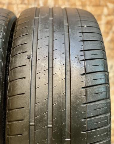 Michelin Pilot Sport 3 235/45 R18