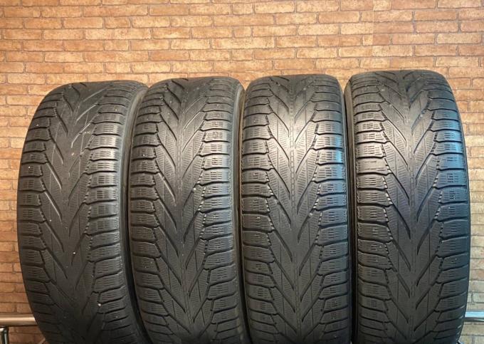 Nokian Tyres Hakkapeliitta R2 SUV 265/60 R18