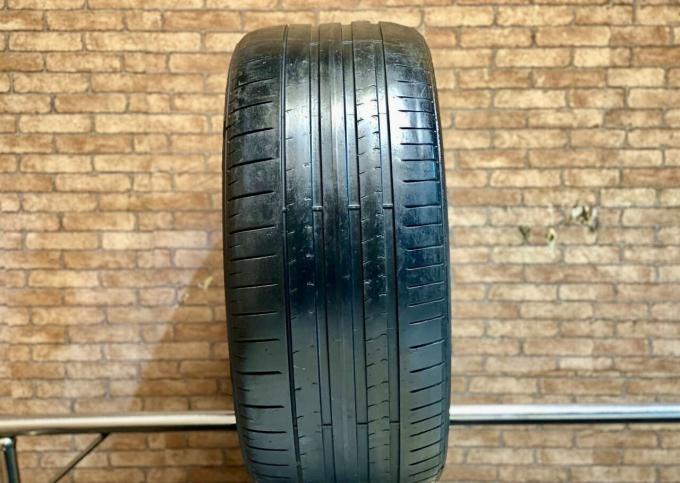 Pirelli P Zero PZ4 275/35 R21