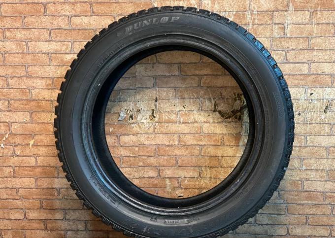 Dunlop SP Winter Ice 01 215/50 R17