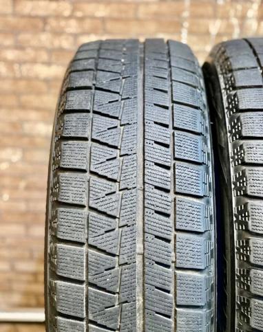 Bridgestone Blizzak Revo GZ 215/65 R16