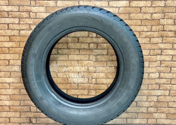 Nankang SW-7 235/65 R17